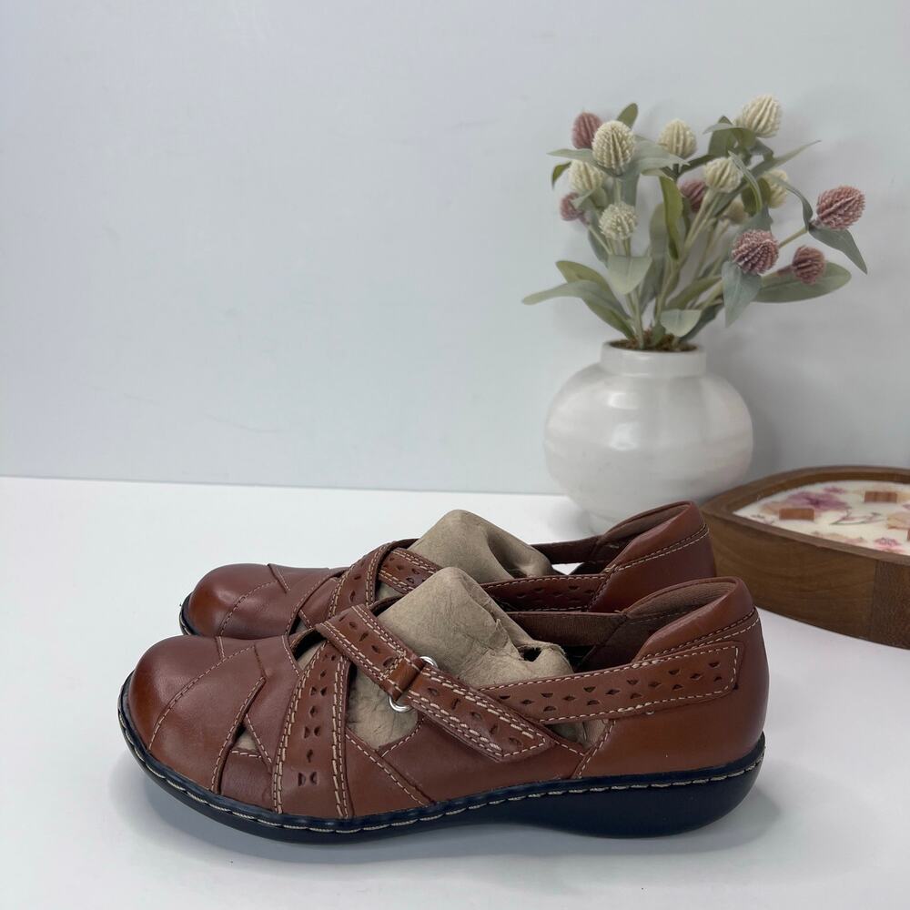 Clarks Ashland Spin Q Leather Bendable Collection Shoe Tan Women 7M Tried On